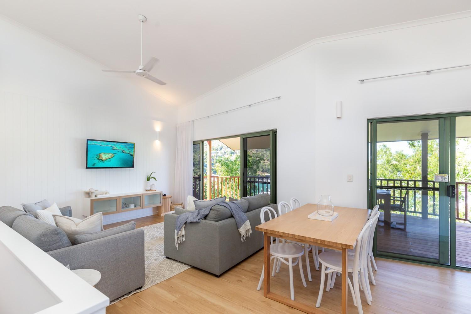 Casuarina Cove Apartments 해밀턴아일랜드 외부 사진